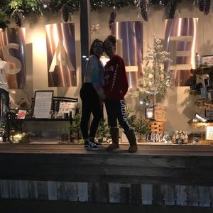 Meet your Posher, Zoie-lynn